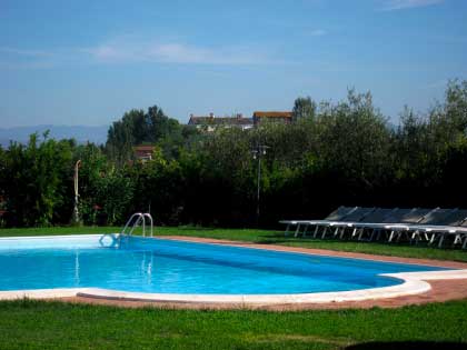 agriturismo_piscina_firenze