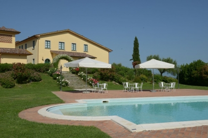 agriturismo_piscina_firenze